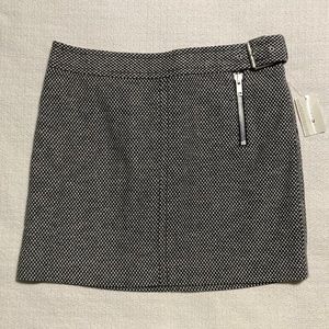Vintage Y2K NWT Tommy Hilfiger Black & White Lined Tweed Skirt Size 10P